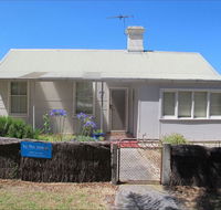 Holly's Holiday Home