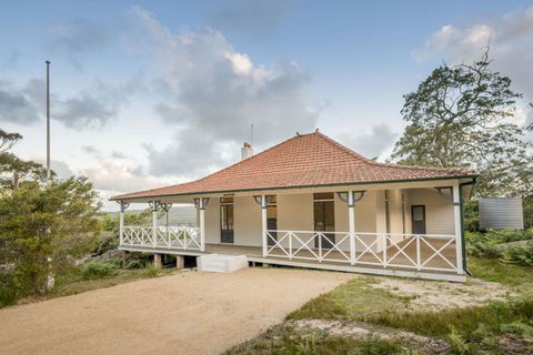 Hilltop Cottage - Brisbane 4u 0