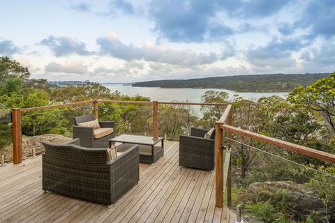 Hilltop Cottage - Brisbane 4u 1