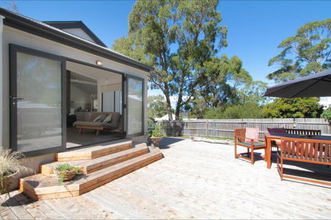 Littlerocks At Carlton - Tourism Brisbane 0