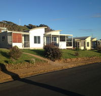 Azzure Beach Houses - Tourism Brisbane