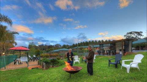Top Of The Town Motor Inn Yackandandah - Brisbane 4u 5