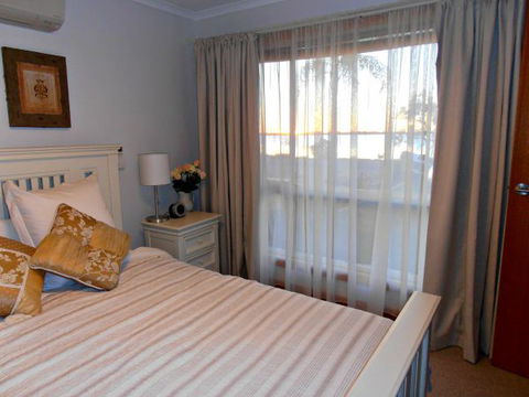 17 QED Lakehouse - Brisbane Tourism 3