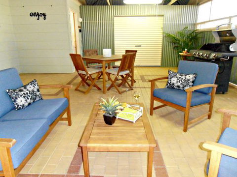 17 QED Lakehouse - Brisbane Tourism 6