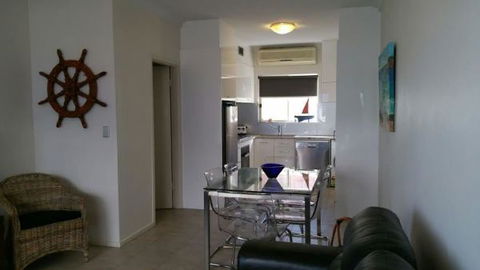 Acaill Accommodation - Brisbane 4u 4