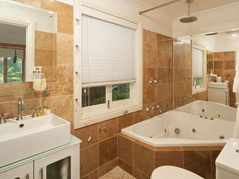 Aldgate Creek Cottage Bed And Breakfast - Brisbane 4u 3
