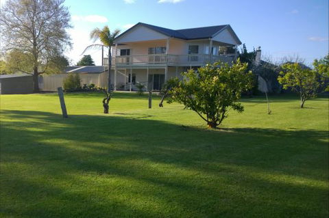 Barossavilla Guest House - Brisbane 4u 5