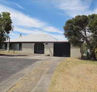 Carthew Street Holiday Home