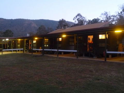 Christmas Creek Cafe` And Cabins - Brisbane 4u 0