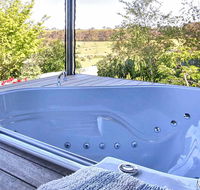 A Way to Relax at Welcome Springs Country Stays - Tourism Brisbane