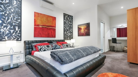 Barossa White House: The West Wing - Tourism Brisbane 0