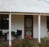 Davidson Cottage on Petticoat Lane - Tourism Brisbane