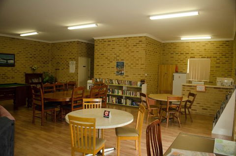 Acclaim Swan Valley Tourist Park - Brisbane 4u 1