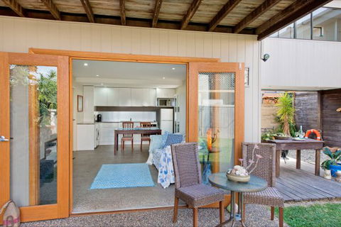 Akama Vista - Couple's Retreat - Brisbane 4u 1