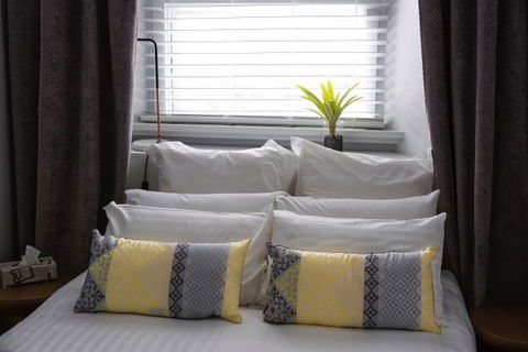 Argyle Accommodation - Brisbane 4u 8