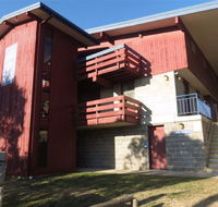 Araluen Lodge - Tourism Brisbane
