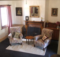 Barrack Street Colonial Cottage - Tourism Brisbane