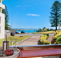 Beauty at the Beach - Tourism Brisbane