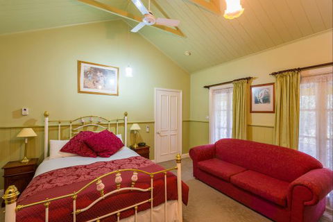 Bendigo Cottages Bed And Breakfast - Tourism Brisbane 4