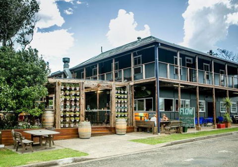 Boogie Woogie Beach House - Tourism Brisbane 0