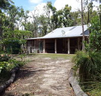 Byfield Cabins on Waterpark Creek - Tourism Brisbane