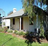 Cameron's Cottage - Tourism Brisbane