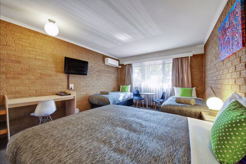 Central Deborah Motel - Tourism Brisbane 5