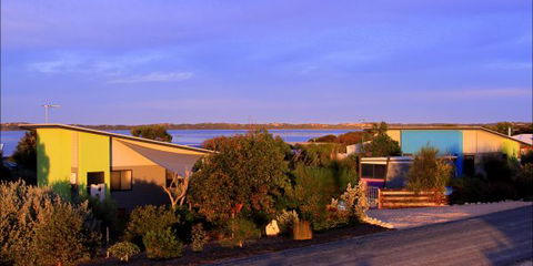 Coorong Cabins - Tourism Brisbane 1