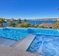 Deep Blue - Tourism Brisbane