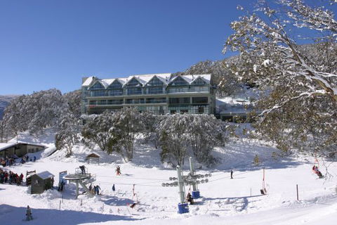 Falls Creek Country Club - Brisbane 4u 1