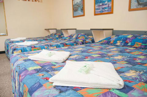 Gateway Motor Inn Narrandera - Tourism Brisbane 0