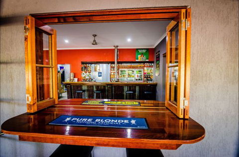 Goldfields Hotel And Finnigan's Rest - Tourism Brisbane 4