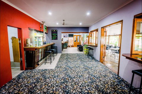 Goldfields Hotel And Finnigan's Rest - Tourism Brisbane 5