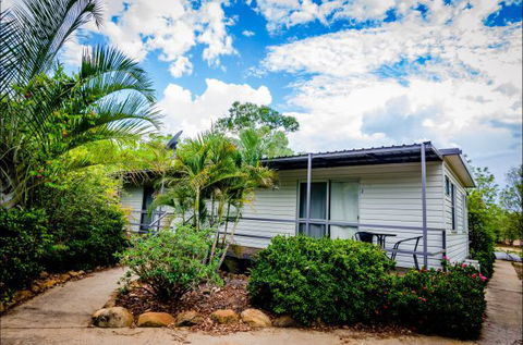 Goldfields Hotel And Finnigan's Rest - Tourism Brisbane 7
