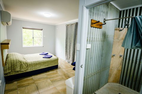 Goldfields Hotel And Finnigan's Rest - Tourism Brisbane 8