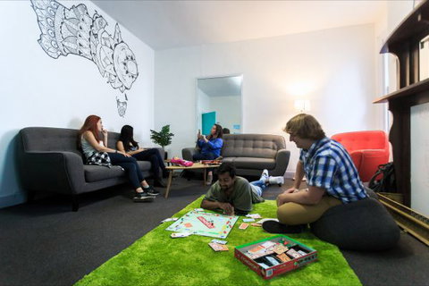 Hobart Central YHA - Tourism Brisbane 2