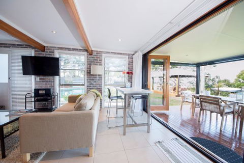 Just Heaven Mountain Retreat - Tourism Brisbane 9