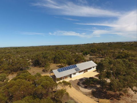 Muntiri Lodge Eco Retreat - Brisbane Tourism 1