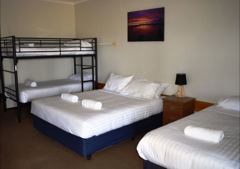 Port Albert Motel - Brisbane 4u 6