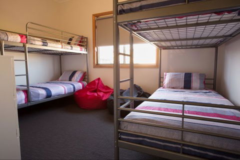 RED FIN Part Of BLUE FIN HOLIDAY HOMES - Brisbane 4u 5