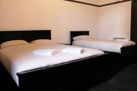 Royal Hotel Ryde - Tourism Brisbane 4