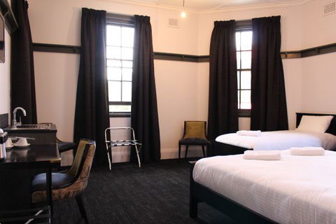 Royal Hotel Ryde - Tourism Brisbane 6