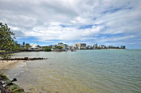 Sails Resort On Golden Beach - Brisbane 4u 4