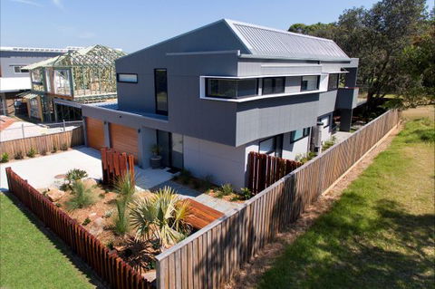 Sea La Vie: Shoalhaven Heads - Brisbane 4u 1