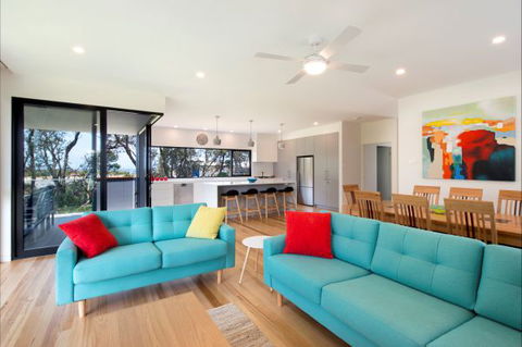 Sea La Vie: Shoalhaven Heads - Brisbane 4u 2