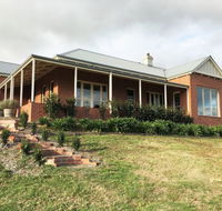 Shearer's Hill - Luxury Farm Stay - Tourism Brisbane
