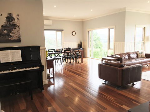 Shearer's Hill - Luxury Farm Stay - Tourism Brisbane 1