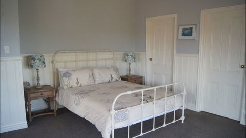 Shearer's Hill - Luxury Farm Stay - Tourism Brisbane 4