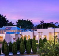 Shangri La Gardens Motel and Function Centre - Tourism Brisbane