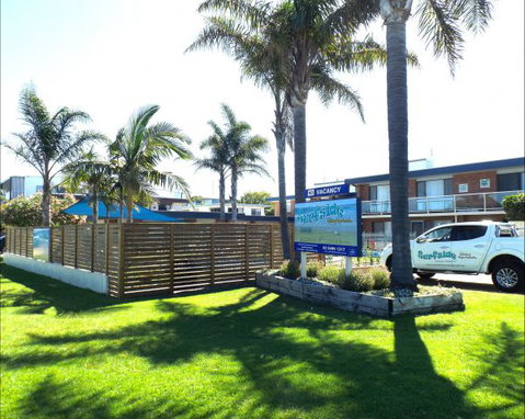 Surfside Holiday Apartments - Tourism Brisbane 0